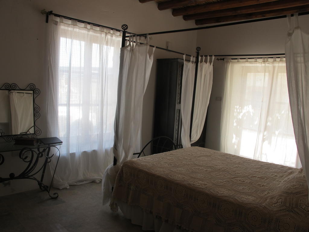 Spiti Calliope Kathikas Room photo